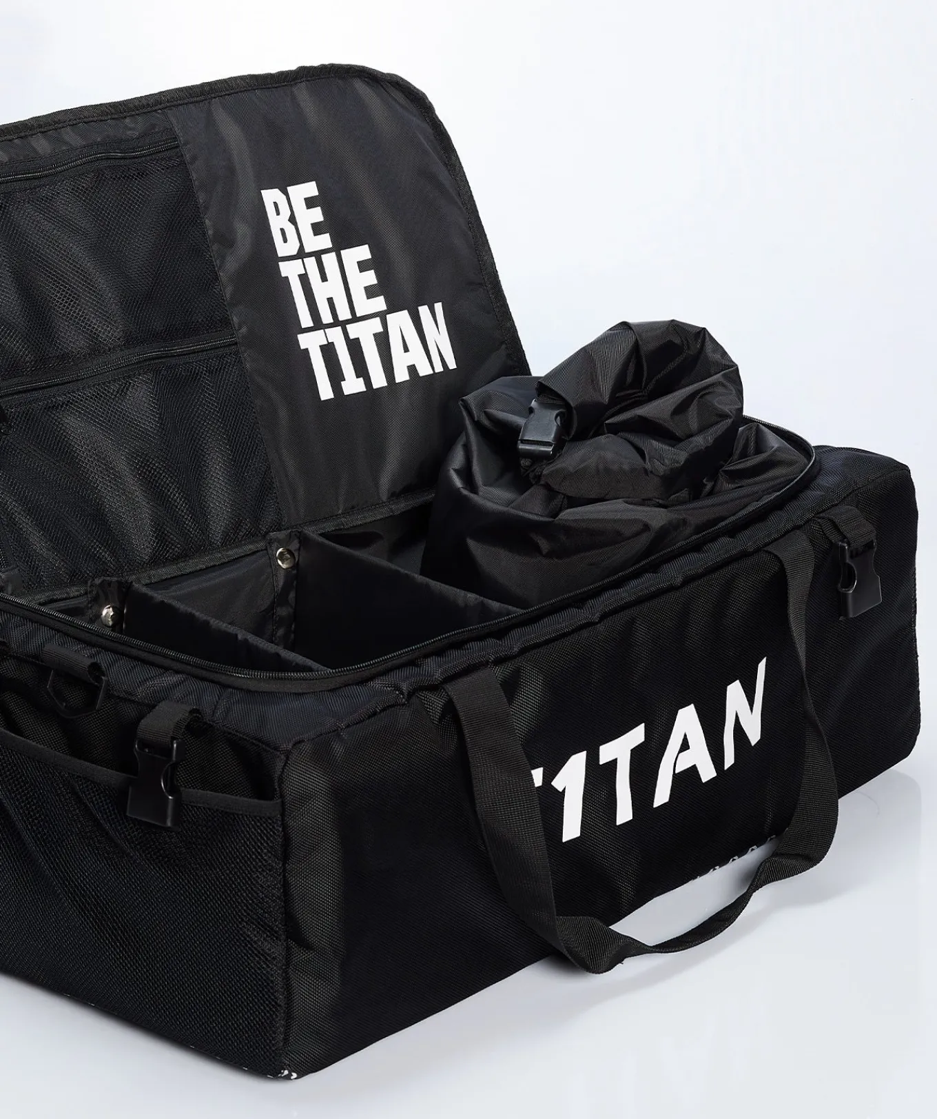 T1TAN Tassen^Sportsbag zwart