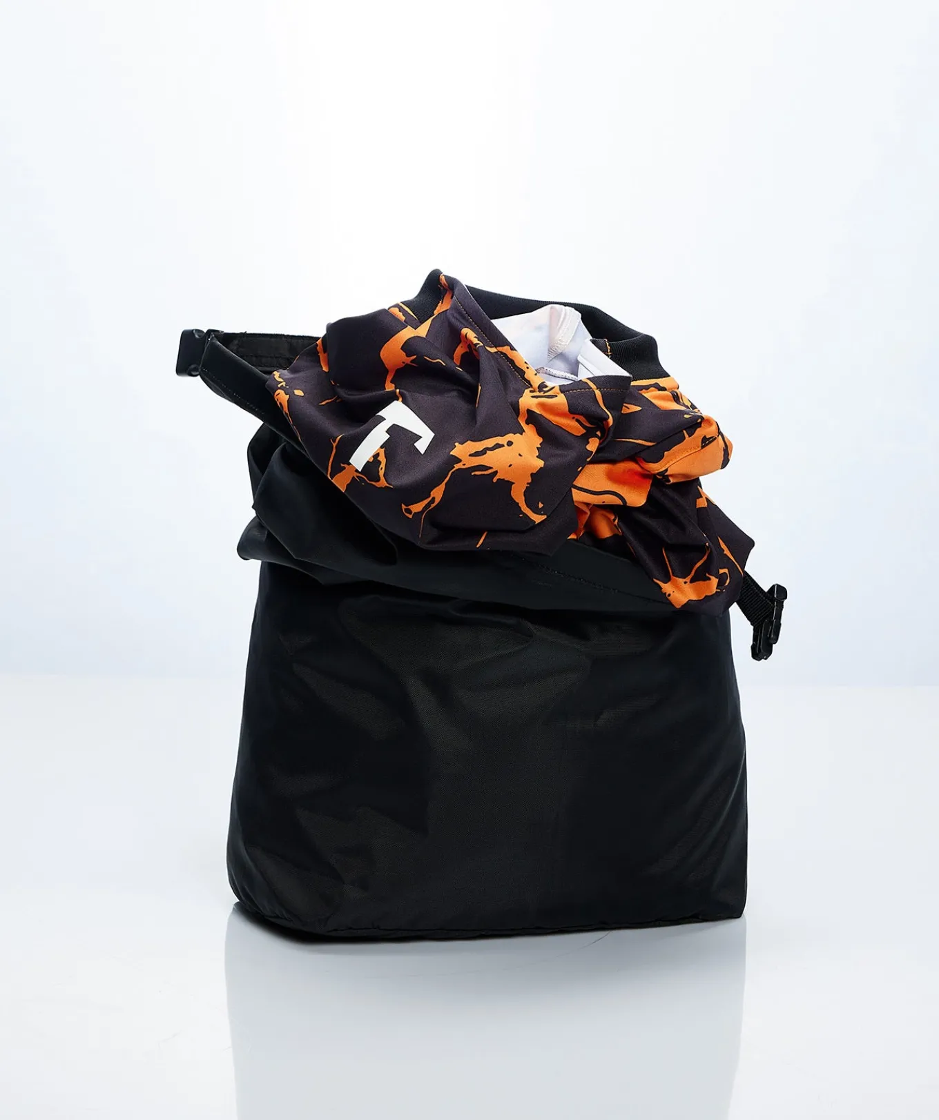 T1TAN Tassen^Sportsbag zwart